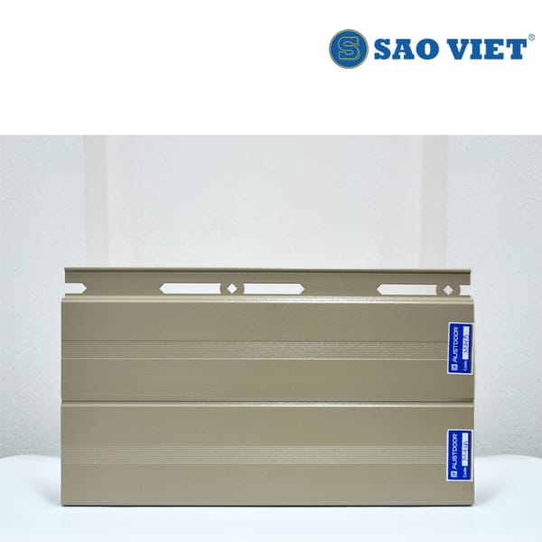 Cửa cuốn xuyên sáng M71