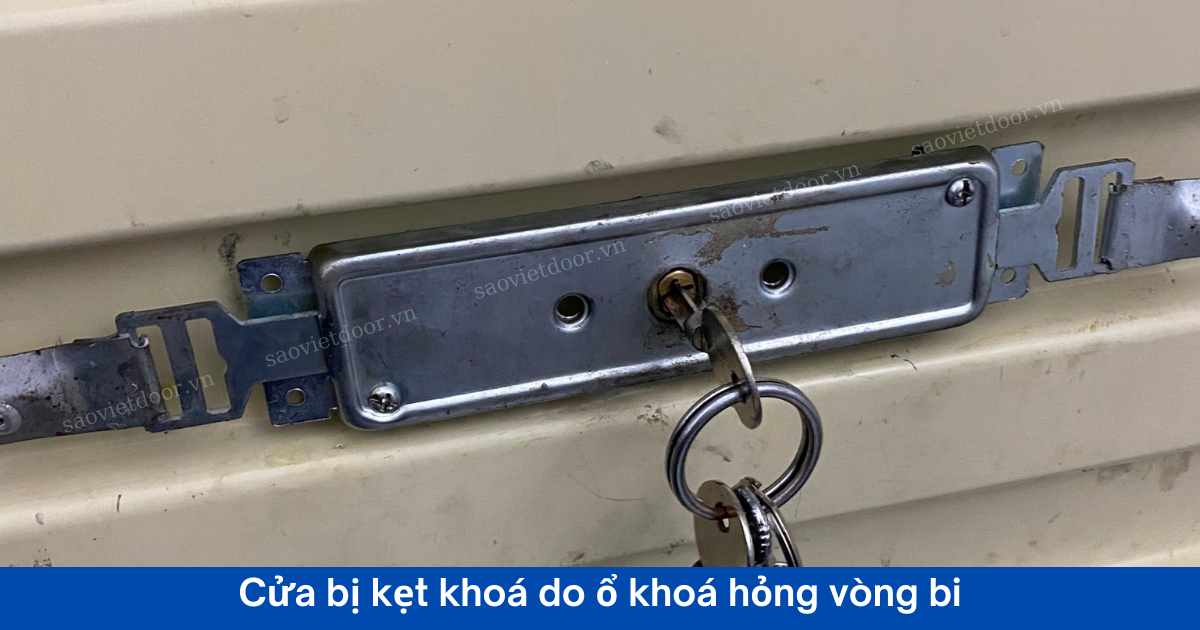 Cửa cuốn tấm liền bị kẹt khoá