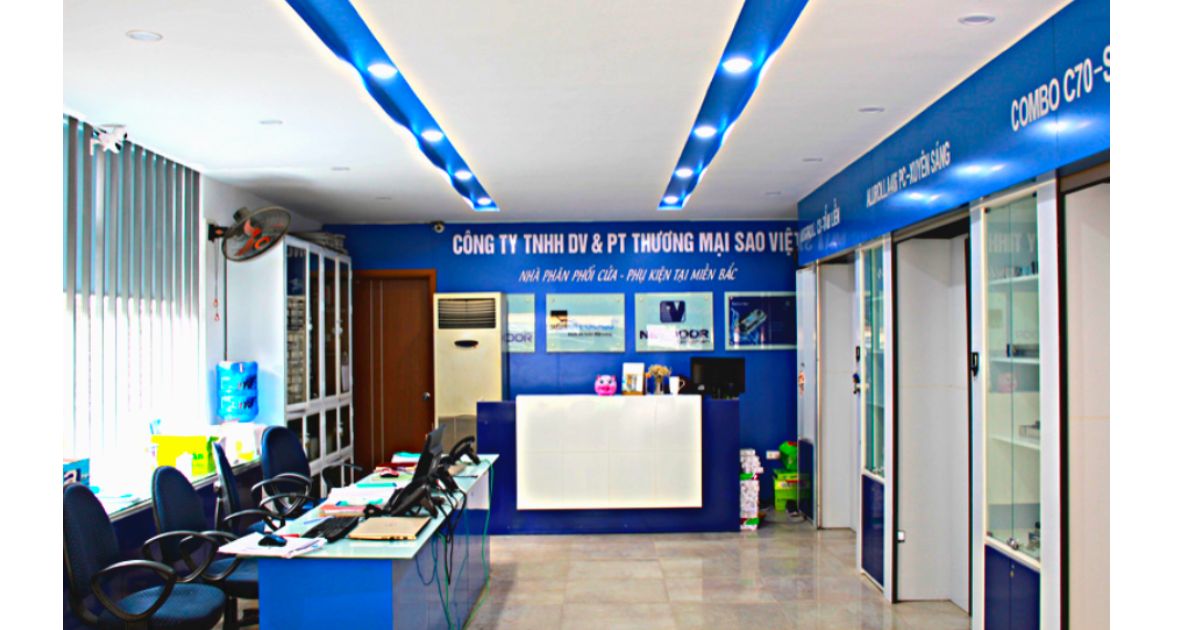 Hệ thống Showroom trưng bày sản phẩm hiện đại, có đầy đủ mẫu mã cho khách hàng tham khảo.